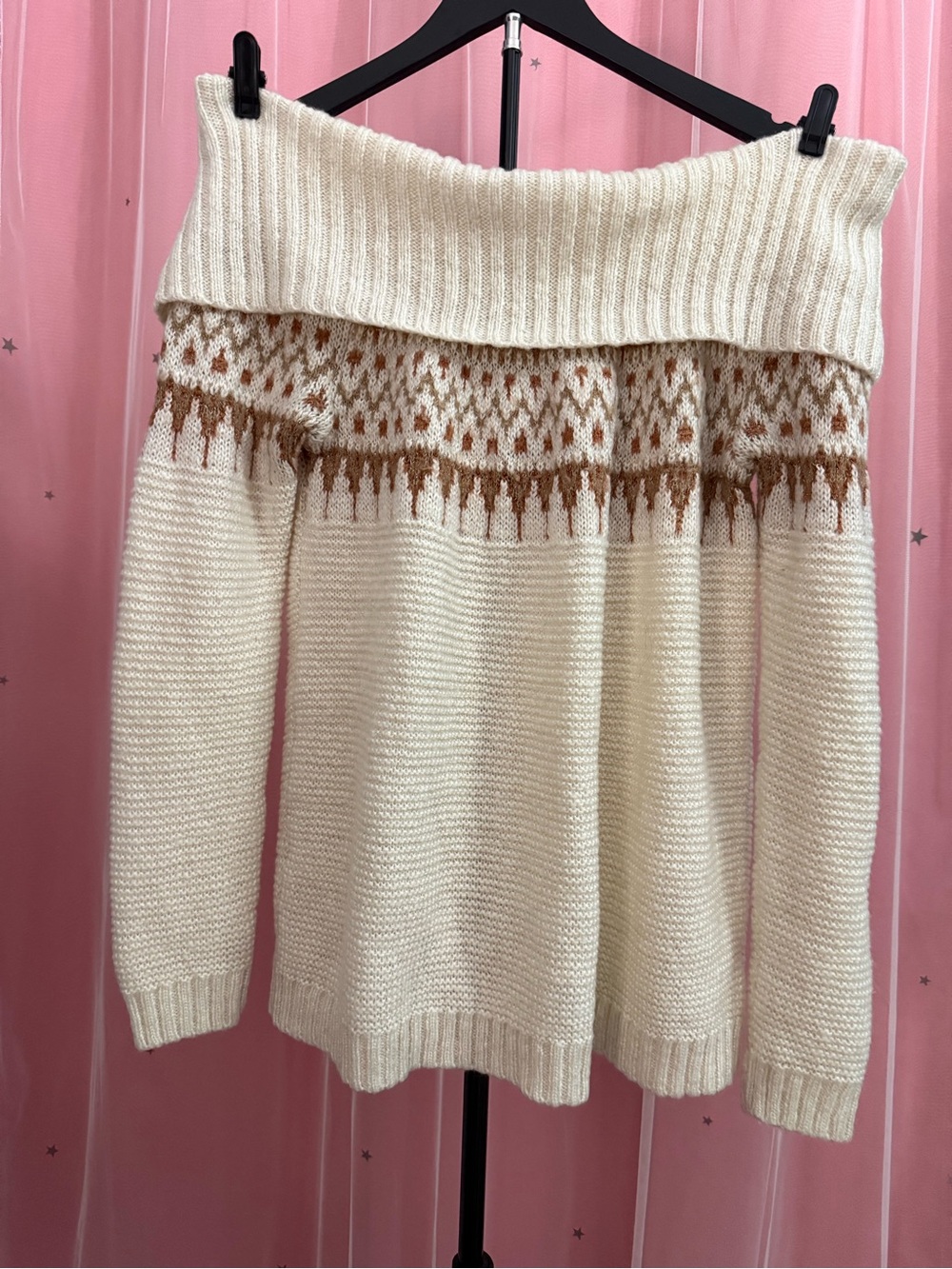 Cream Off-the-Shoulder Sweater with Tan & Gold Fair Isle Yoke Women’s Size XL